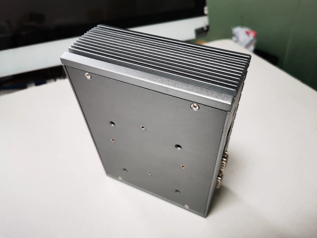 สำหรับ Mini Industrial PC, ควอ - Fanless Industrial Pc Rs485 Core I7 บทวิจารณ์และราคา