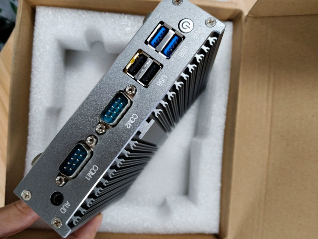 สำหรับ Mini Industrial PC, ควอ - Fanless Industrial Pc Rs485 Core I7 บทวิจารณ์และราคา